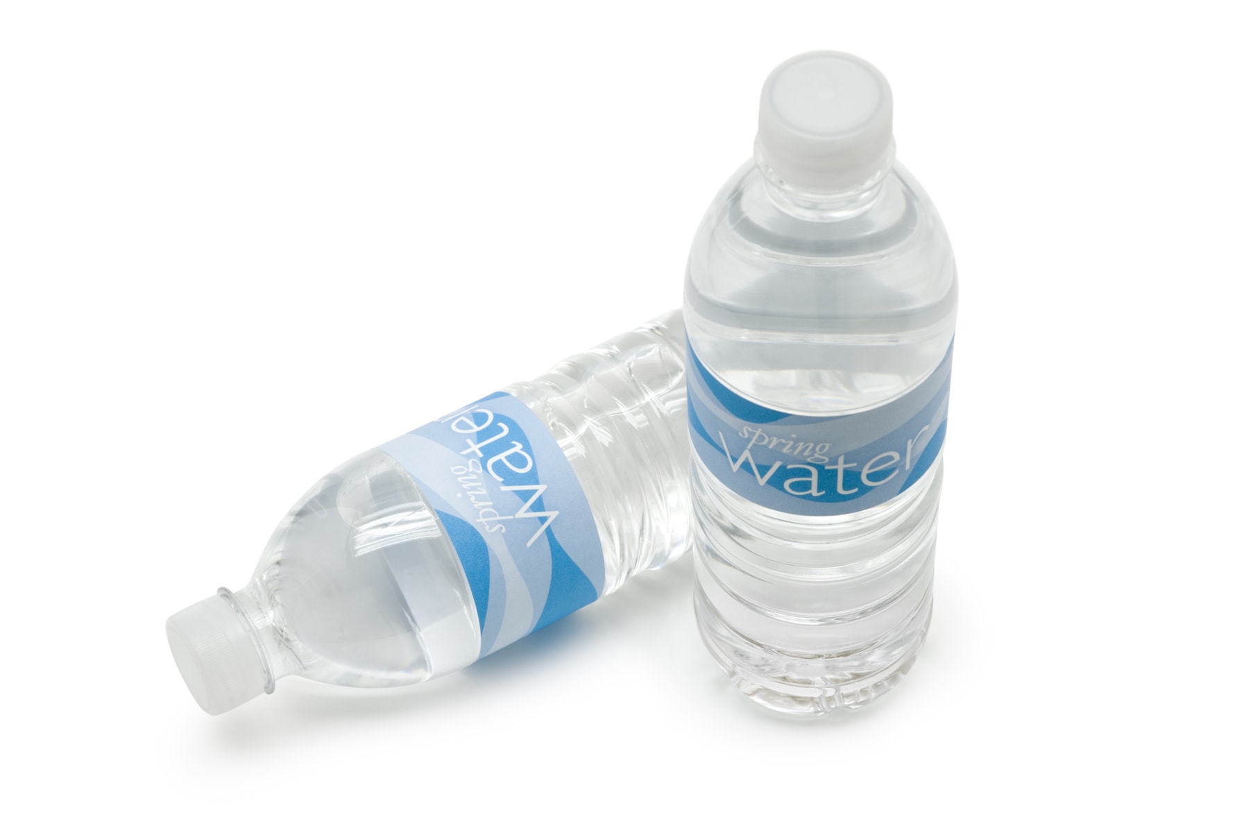 "plastic water bottles : क्यों रीयूज़ करना खतरनाक हो सकता है और इसके कारण"