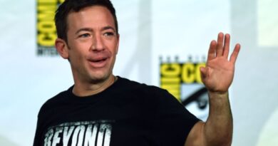 David Faustino Net Worth – Biography, Career, Spouse And More