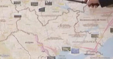 Russia-Ukraine: Why Photos of Belarus President Lukashenko with Maps Will Viral