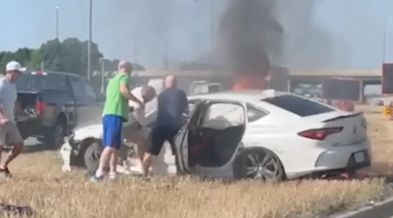 Video: 5 Men Pull Out Driver From Burning Car In Nick Of Time