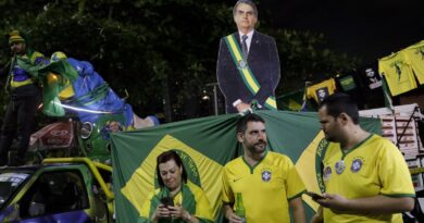 Bolsonaro, Lula headed to runoff after tight Brazil election