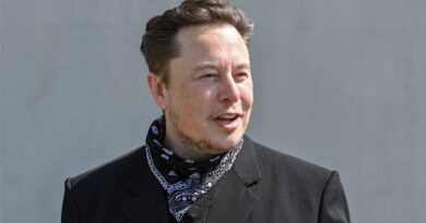 Elon Musk Reacts To Rapper Kanye West's "Half-Chinese, Genetic Hybrid" Dig