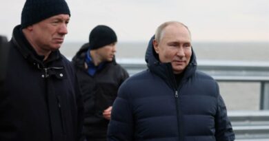 In A First, Putin Visits Bridge On The Frontline In Ukraine