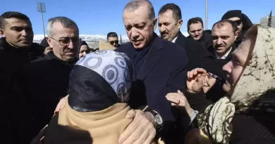 Turkey President Faces Voter Fury After Earthquake